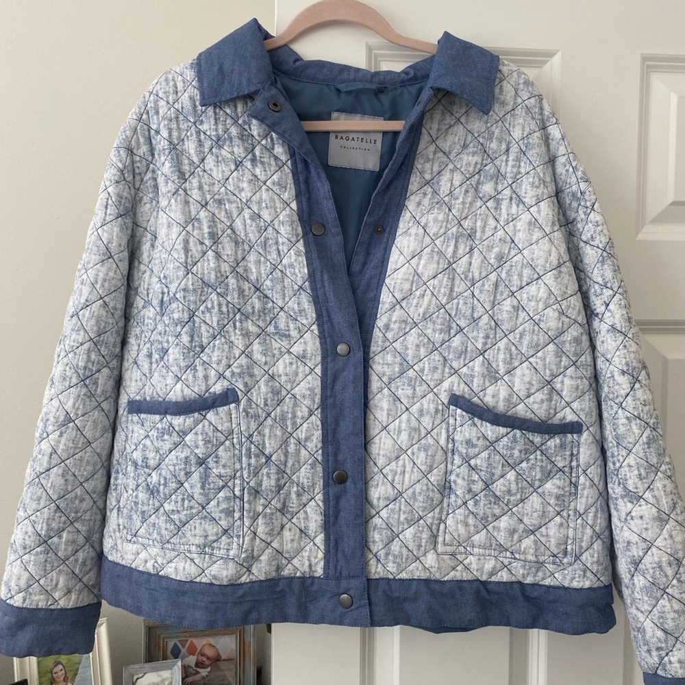 Bomber jacket